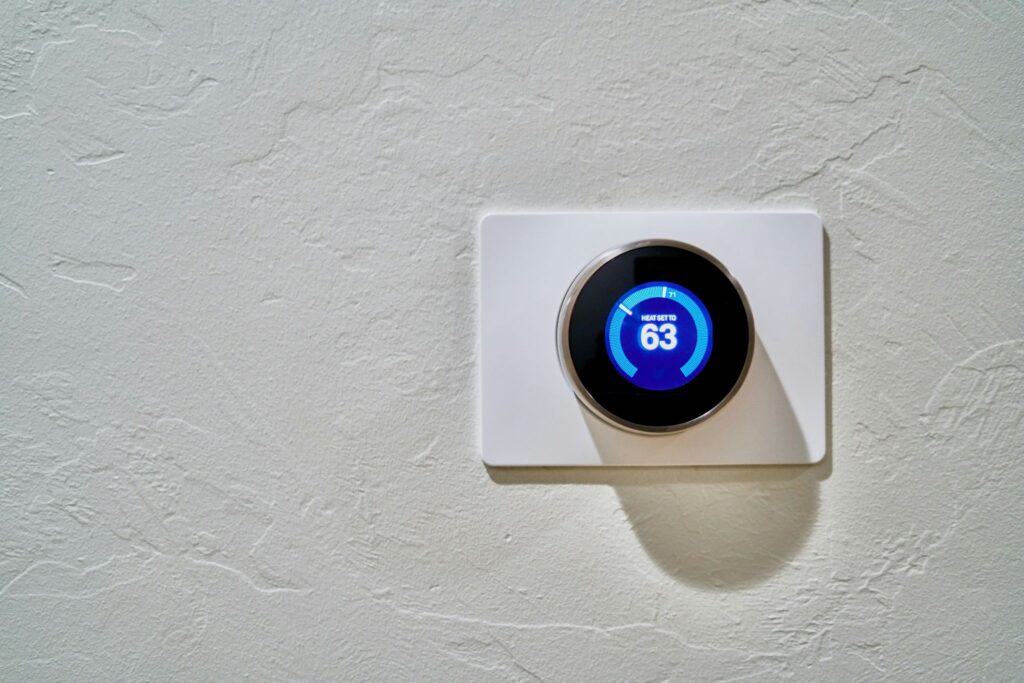 Thermostat at 63 f
